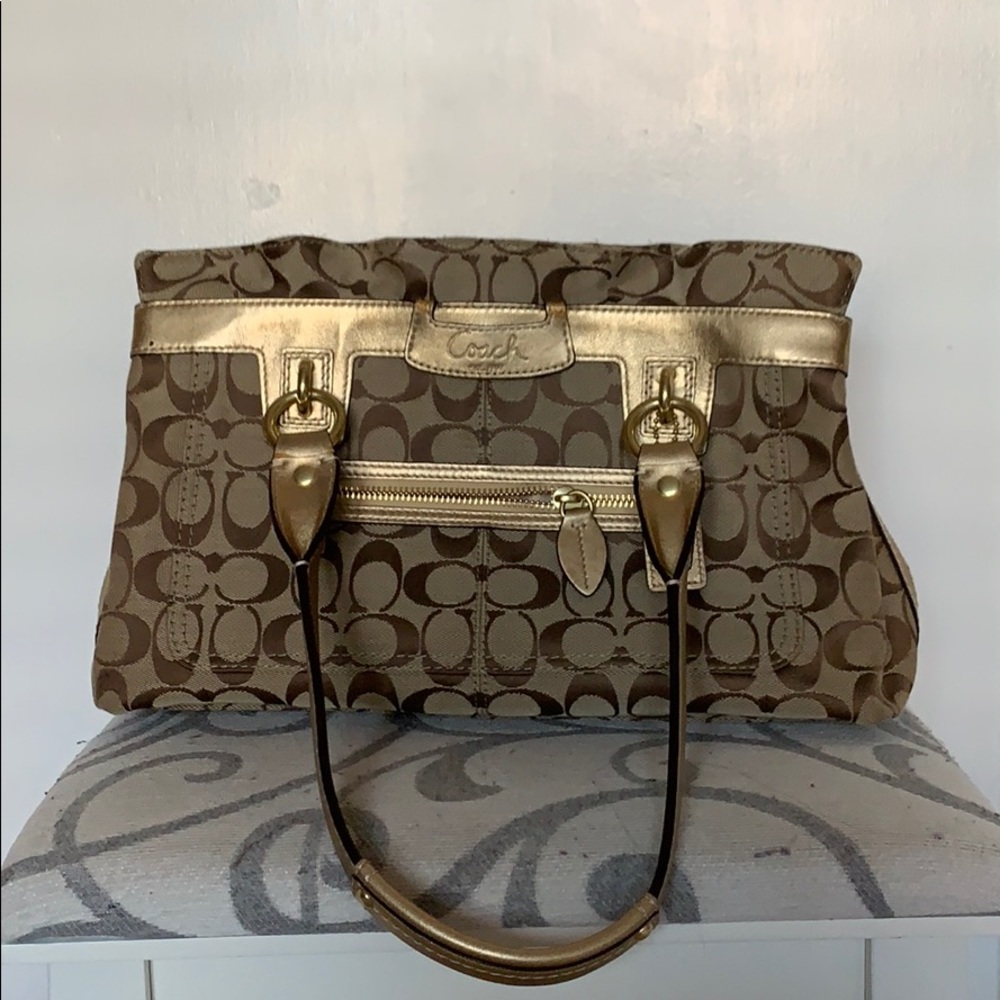 Gold signature collection Coach bag